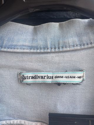 Cazadora vaquera Stradivarius mujer