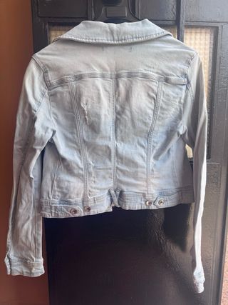 Cazadora vaquera Stradivarius mujer