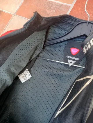 Traje de moto Dainese cuero rojo/negro