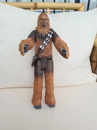 Figura Chewbacca Hasbro Star Wars 33 cm.