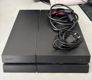 PS4 (PlayStation 4) Negra