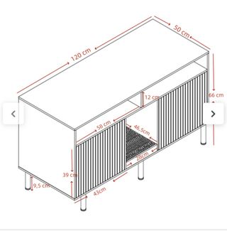 Móvel com arrumação e portas