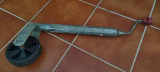 Rueda jockey para caravana