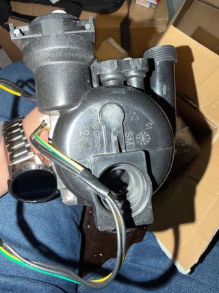 Bomba circuladora caldera PA66 GF30