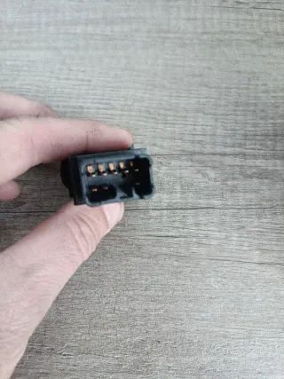 Interruptor luz emergencia Microcar 2