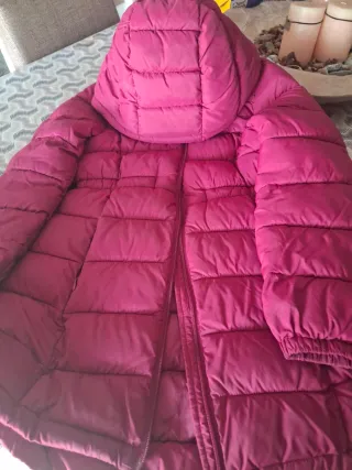 Plumífero niña Benetton 140cm (8-10 años)