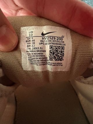 Nike Zoom Vomero Beige