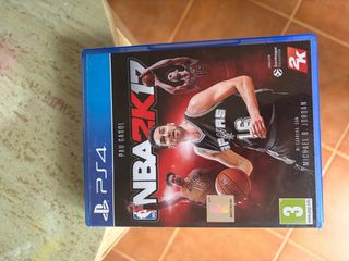 NBA 2K17 PS4 con funda e instrucciones