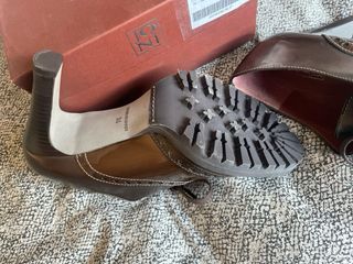 Zapato tacon marrón talla 36