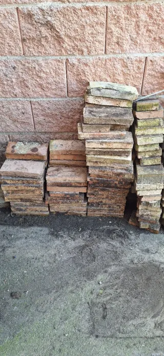 130 Ladrillos rústicos de terracota
