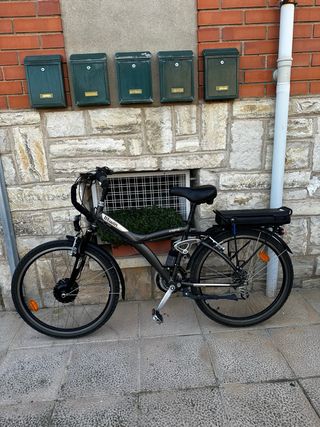 Bicicleta eléctrica doble suspensión