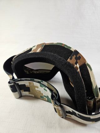 Gafas de esquí con diseño camuflaje