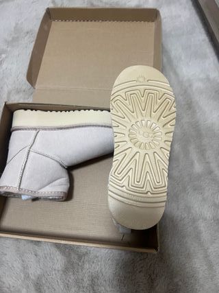 Botas UGG Beige Talla 40
