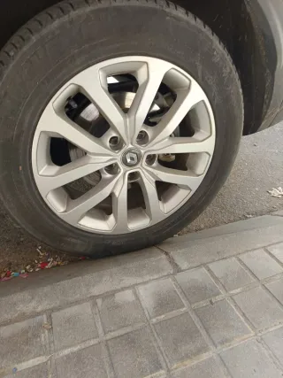 4 Llantas Renault Kadjar 17 pulgadas con neumático
