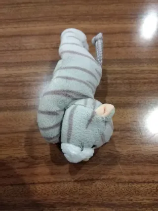 Peluche Nici com íman nas patas