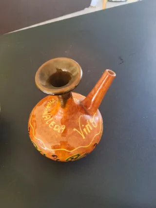 2 Botijos de cerámica para coleccionistas