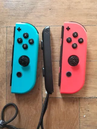 Mandos Nintendo Switch Azul y Rojo