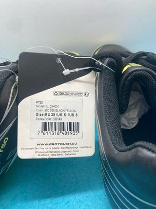 Scarpe calcio ProTouch 38 nuove