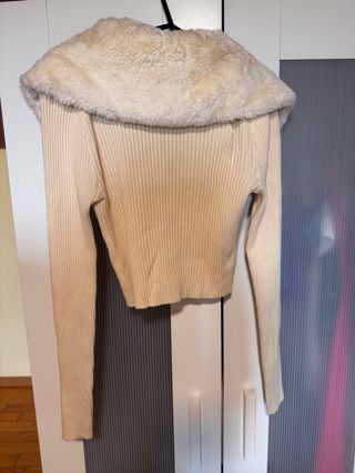 Jersey Stradivarius cuello pelo Talla S