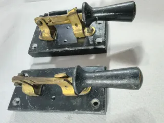 Pareja Interruptores Guillotina Base Pizarra