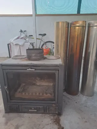 Chimenea ROFER & ROCI Negra y Plateada