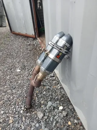 Escape Akrapovic FZ6