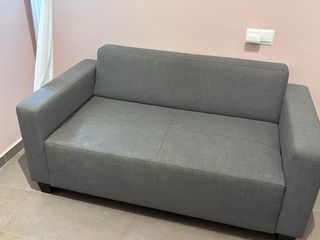 Sofá 2 plazas gris tela