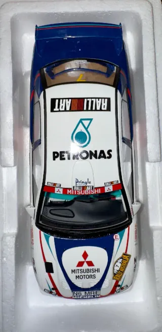 Mitsubishi Lancer Evo Otto 1:18