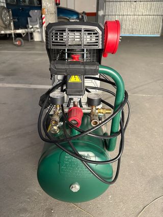 Compresor de aire Parkside PKD 34 B2