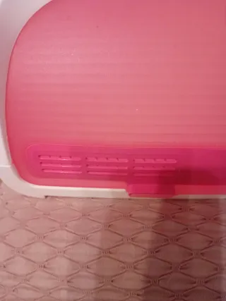 Contenitore porta pane bianco e rosa