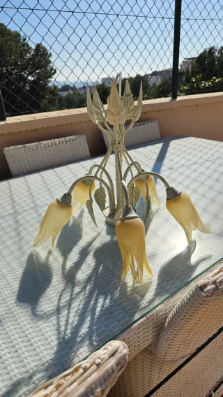 Lámpara de techo blanca