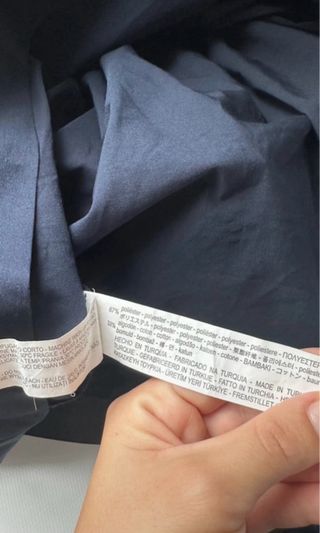 Falda azul marino XS. Zara