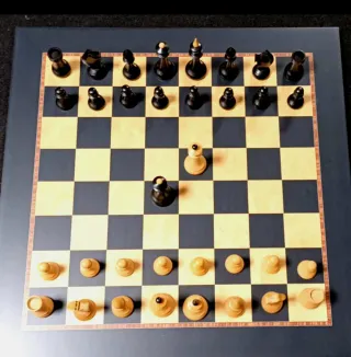 Ajedrez GAMBITO DE DAMA...exclusivas FERRER.  Stau