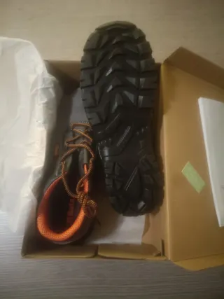 Scarpe antinfortunistiche Beta 7246BK EUR 43