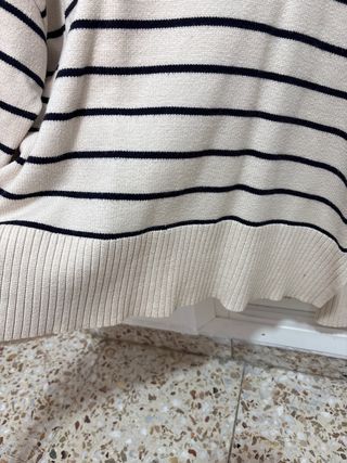 Jersey de rayas beige y negro