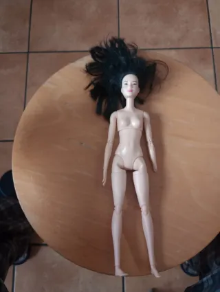 Muñeca Barbie Morena