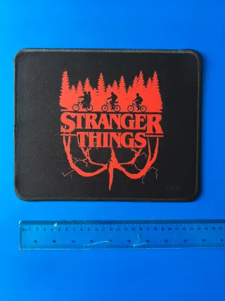 Alfombrilla Ratón Stranger Things Roja Negra