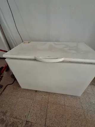 Arcón congelador Zanussi