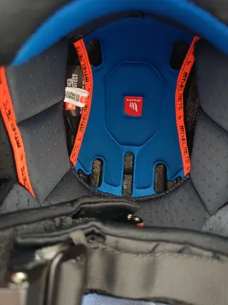 Casco MT Revenge 2S Réplica Pedro Acosta