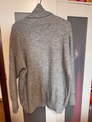 Jersey gris cuello alto talla única