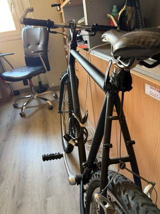 Bicicleta MTB 26 Negra