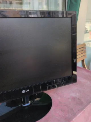 Monitor LG Negro