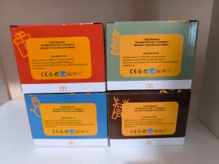 Pack 4 Tazas McCafé Navidad