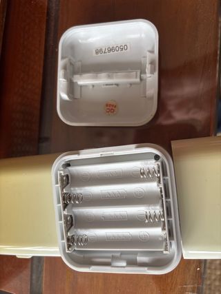 Altavoces pequeños blancos