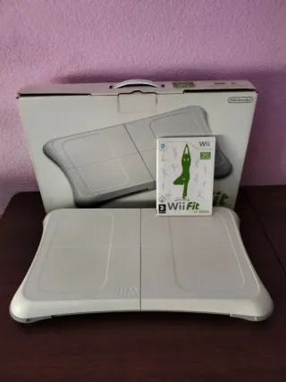 Nintendo Wii Fit Balance Board + juego