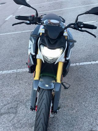 BMW G310 R Sport
