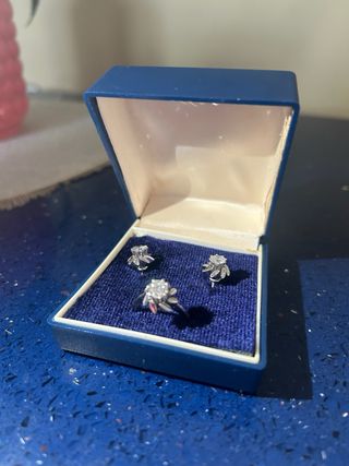 Conjunto Anillo y Pendientes Diamantes Oro Blanco