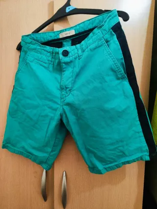 Pantalones cortos/Bermudas grises y turquesa