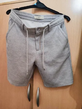 Pantalones cortos/Bermudas grises y turquesa