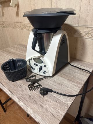 Thermomix TM31 con accesorios